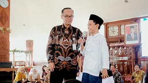 baznas-kota-magelang-salurkan-bantuan-untuk-anak-yatim
